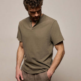 Slub Jersey Short Sleeve Henley in Light Olive Pigment | James Perse Los Angeles
