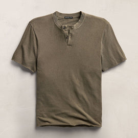 Slub Jersey Short Sleeve Henley in Light Olive Pigment | James Perse Los Angeles