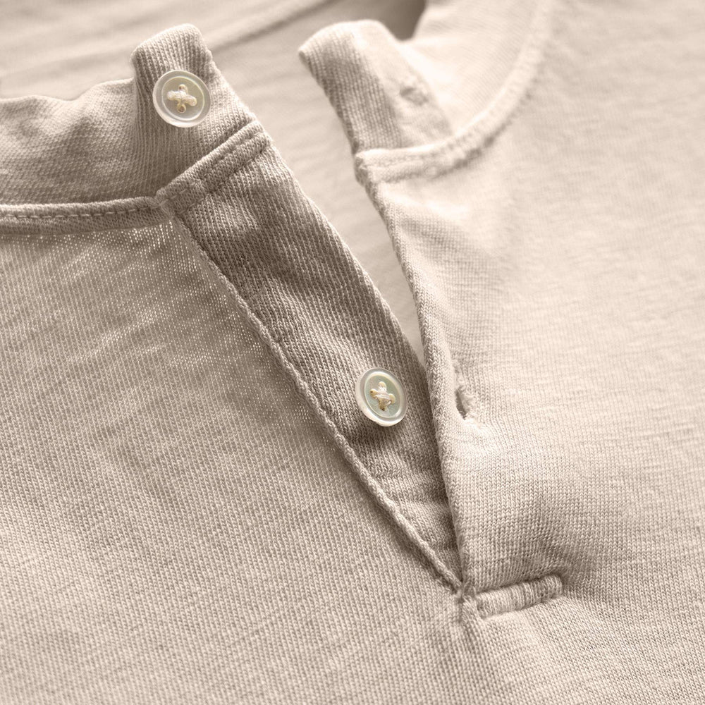 Slub Jersey Short Sleeve Henley in Pearl Pigment | James Perse Los Angeles