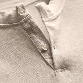 Slub Jersey Short Sleeve Henley in Pearl Pigment | James Perse Los Angeles