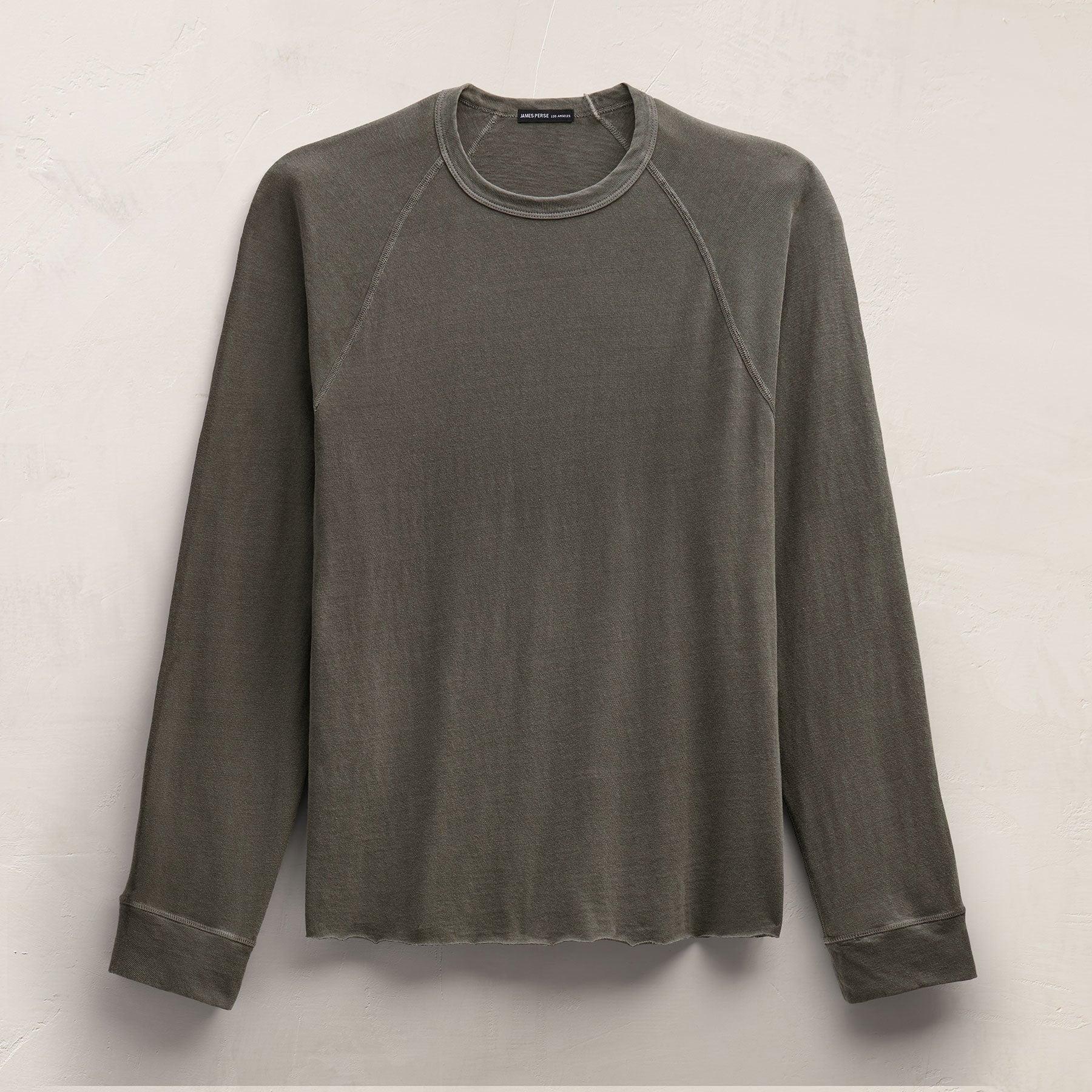 Long Sleeve Raglan Crew in Army Green Pigment | James Perse Los Angeles