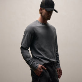 Long Sleeve Raglan Crew in Cavalry Pigment | James Perse Los Angeles / womens