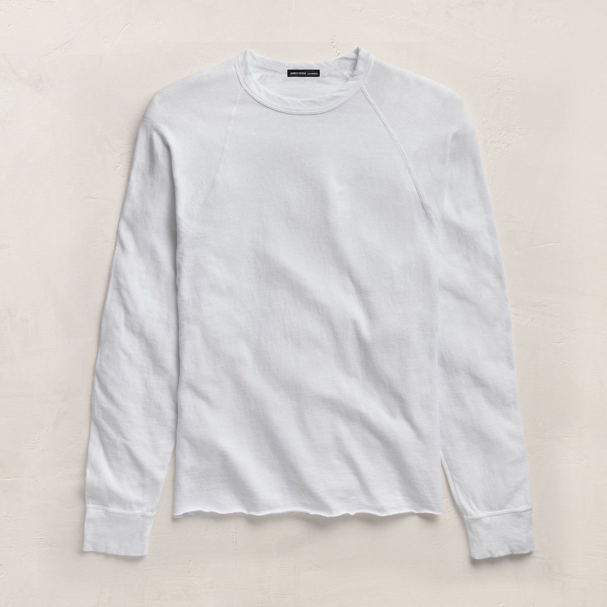 Slub Jersey Long Sleeve Raglan Crew in White | James Perse Los Angeles