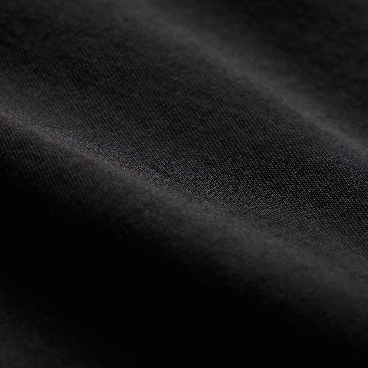 Shirttail Hem Crew - Black