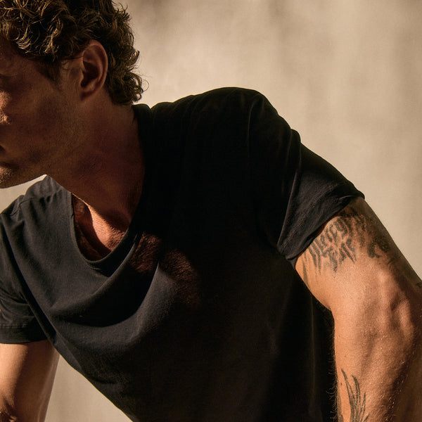 Clear Jersey Crew in Black | James Perse Los Angeles