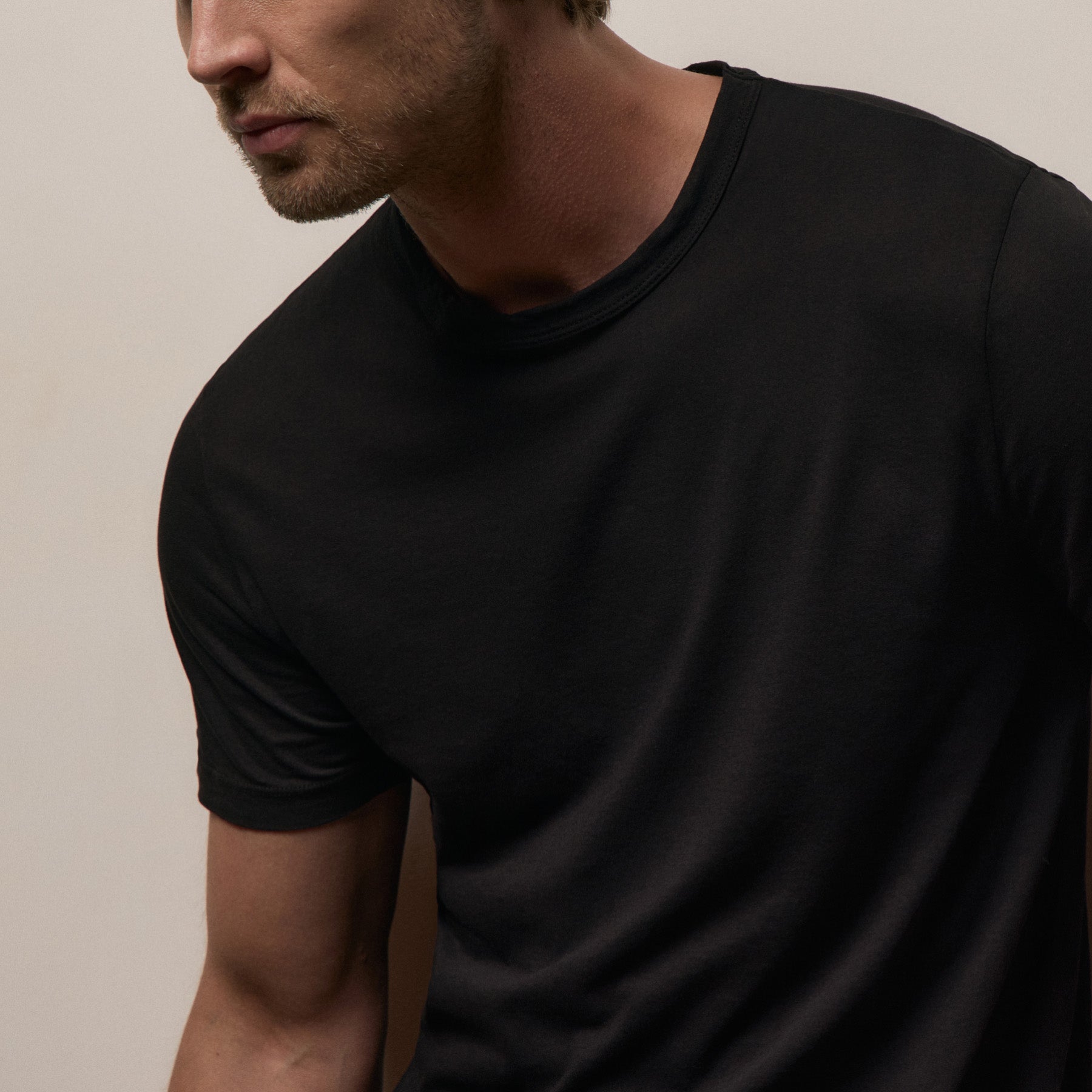 Clear Jersey Crew - Black | James Perse Los Angeles