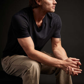 Clear Jersey V Neck in Deep | James Perse Los Angeles