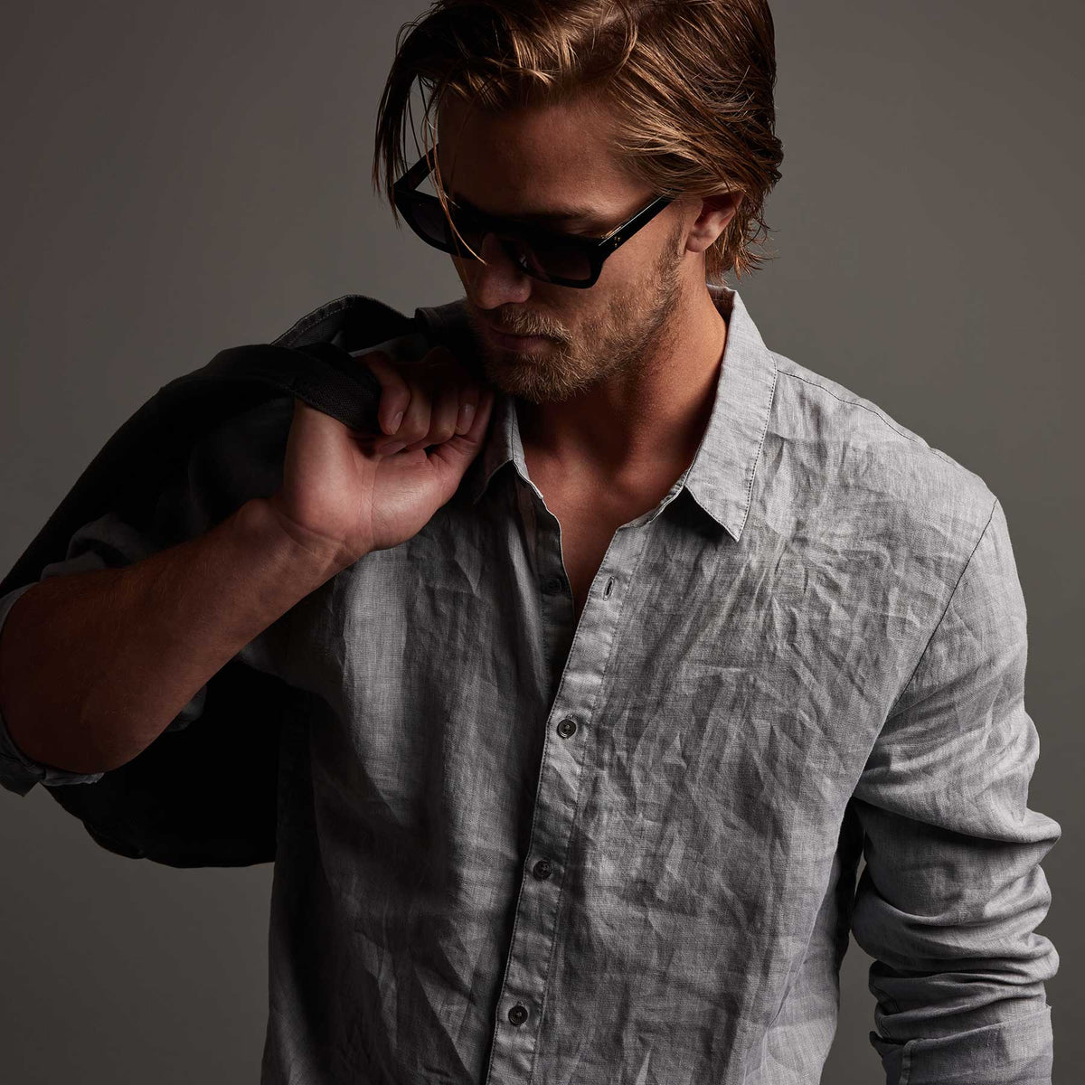 Classic Linen Shirt in Breeze Pigment | James Perse Los Angeles