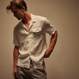 Linen Short Sleeve Pocket Shirt in White | James Perse Los Angeles