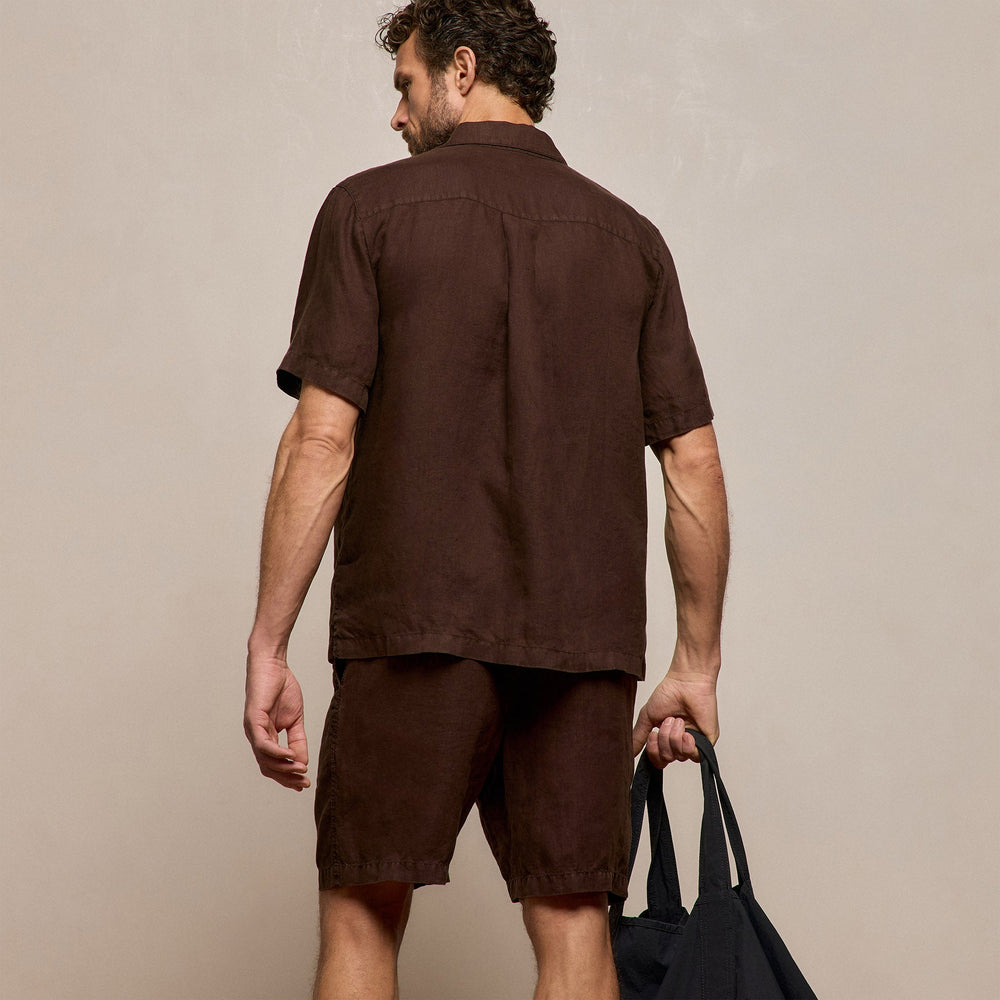 Lightweight Linen Short Sleeve Shirt in Bark Pigment | James Perse Los Angeles