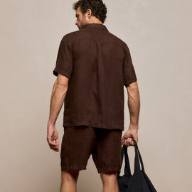 Lightweight Linen Short Sleeve Shirt in Bark Pigment | James Perse Los Angeles