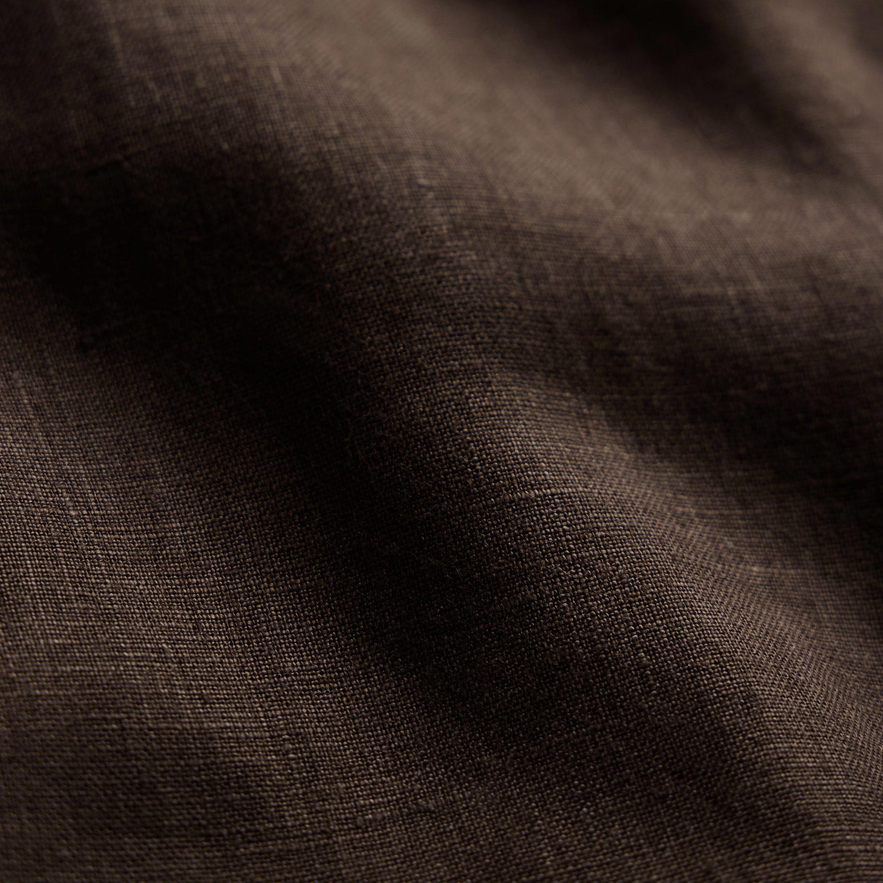 Lightweight Linen Short Sleeve Shirt in Bark Pigment | James Perse Los Angeles