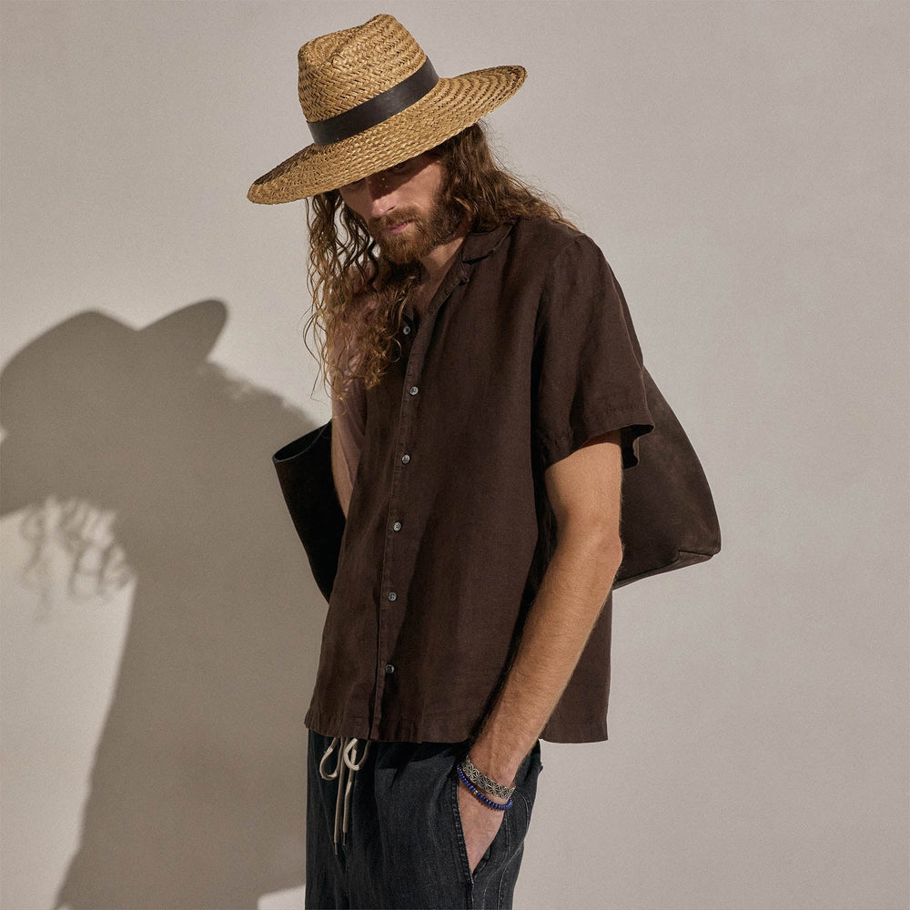 Lightweight Linen Short Sleeve Shirt in Bark Pigment | James Perse Los Angeles