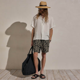 Lightweight Linen Short Sleeve Shirt in White | James Perse Los Angeles