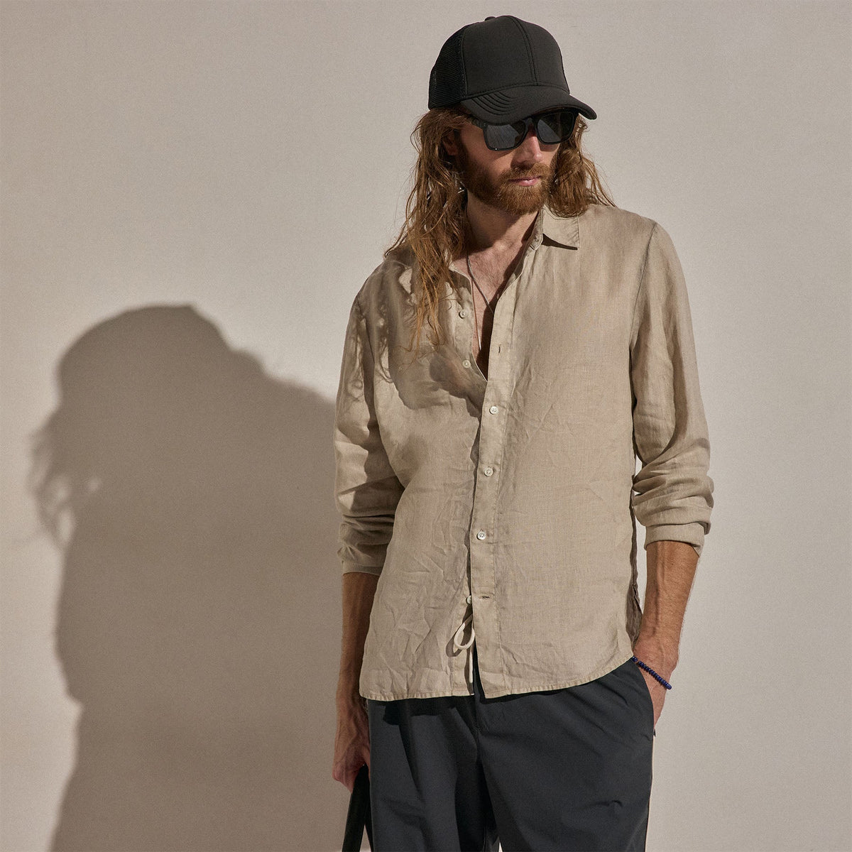 Lightweight Linen Shirt in Flax Pigment | James Perse Los Angeles