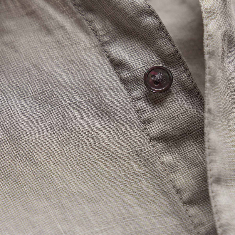 Lightweight Linen Shirt in Fog Pigment | James Perse Los Angeles