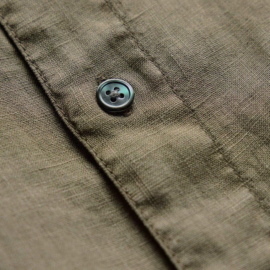 Lightweight Linen Shirt in Light Olive Pigment | James Perse Los Angeles