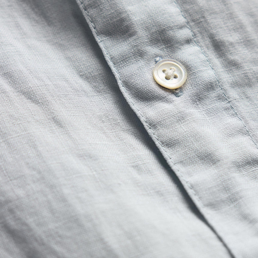 Lightweight Linen Shirt in Memory Pigment | James Perse Los Angeles