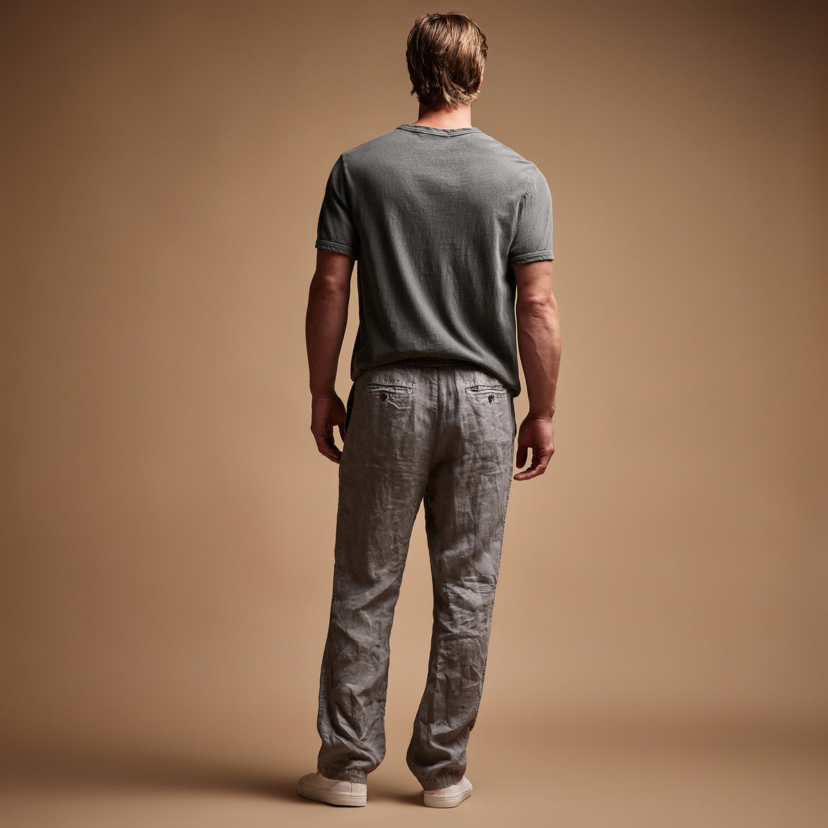 Relaxed Linen Pant in Silver Grey Pigment | James Perse Los Angeles