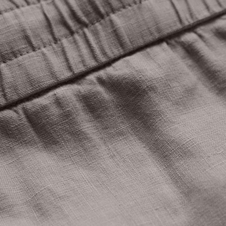 Lightweight Linen Pant in Fog Pigment | James Perse Los Angeles