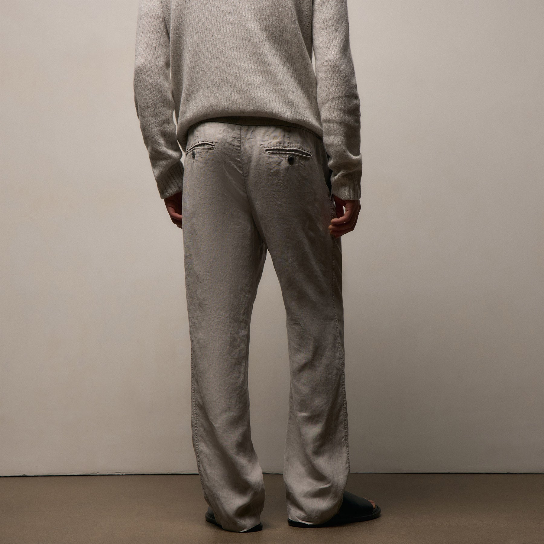 Lightweight Linen Pant in Fog Pigment | James Perse Los Angeles