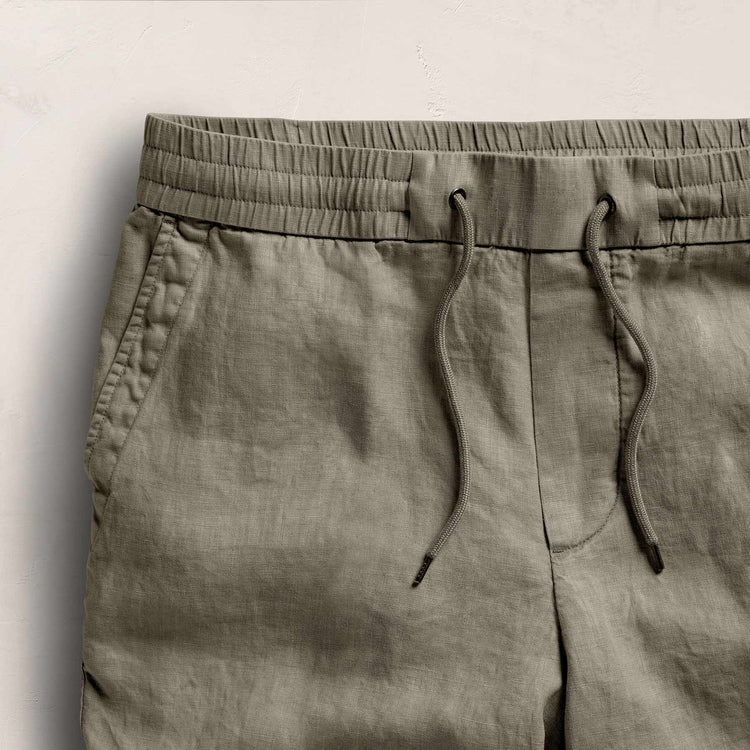 Relaxed Fit Linen Short in Birch Pigment | James Perse Los Angeles