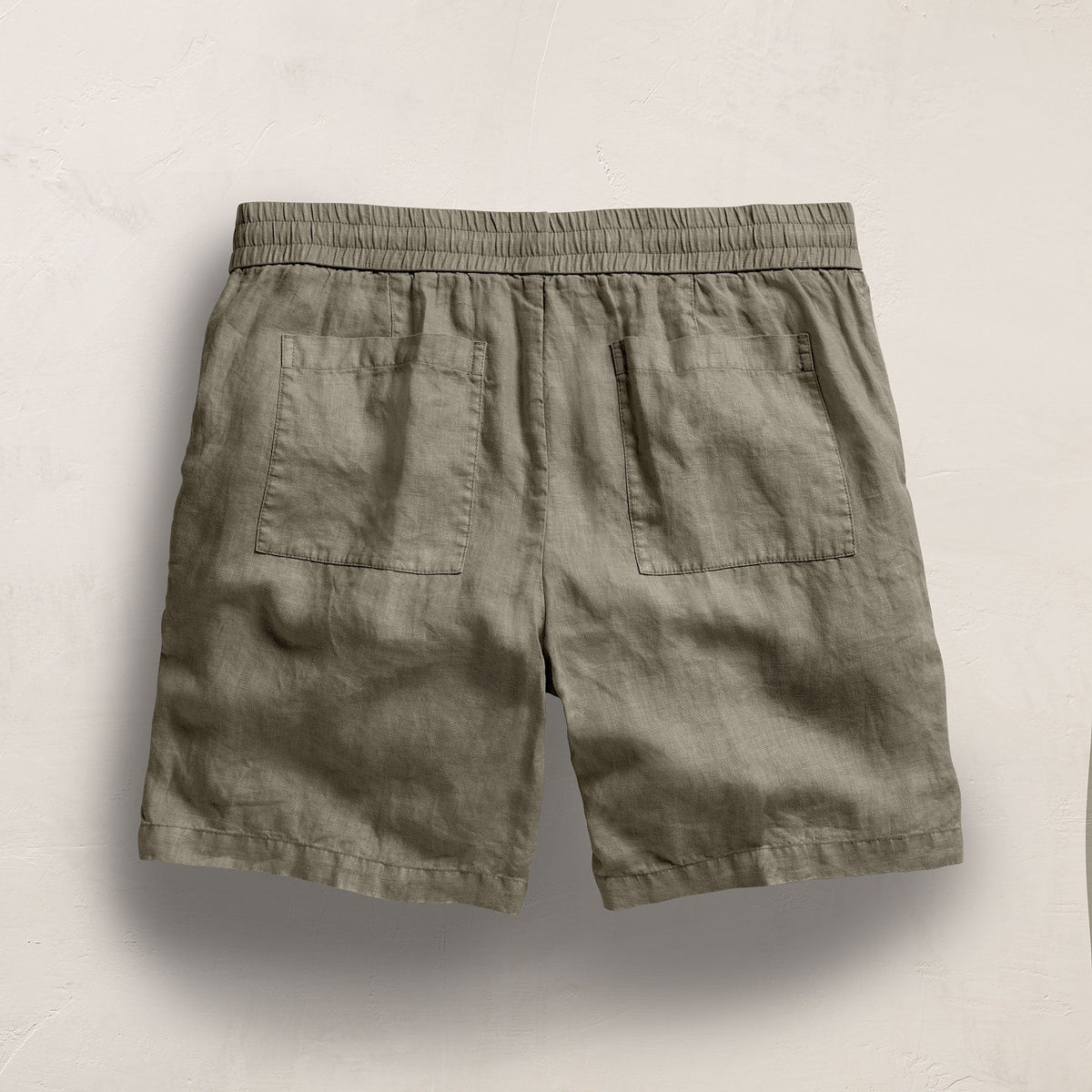 Relaxed Fit Linen Short in Birch Pigment | James Perse Los Angeles