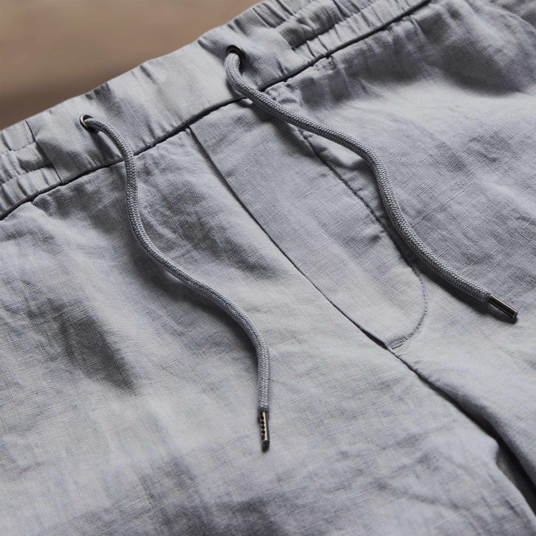 Relaxed Fit Linen Short in Grey Sky Pigment | James Perse Los Angeles