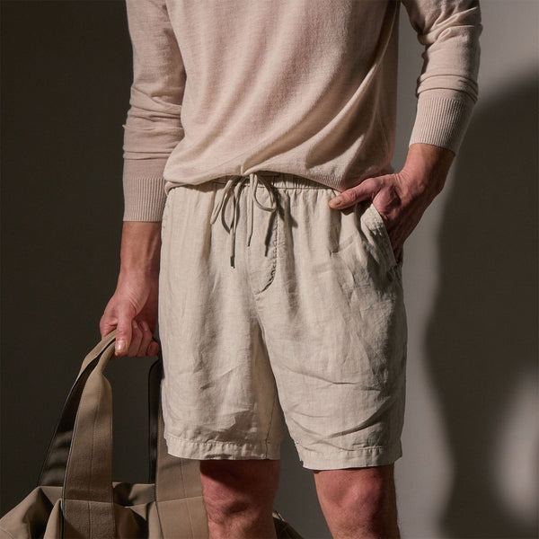 Relaxed Fit Linen Short in Salt Pigment | James Perse Los Angeles