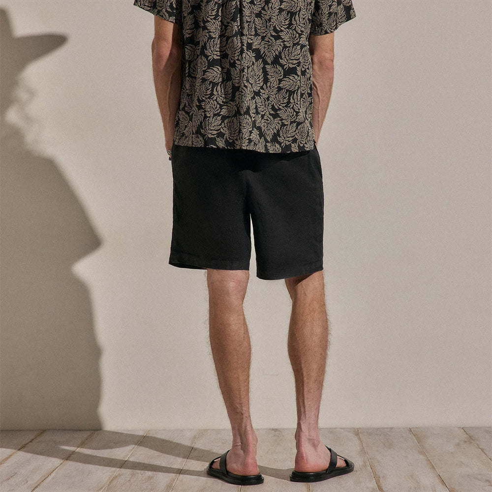 Lightweight Linen Relaxed Short in Black | James Perse Los Angeles