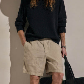 Lightweight Linen Relaxed Short in Flax Pigment | James Perse Los Angeles