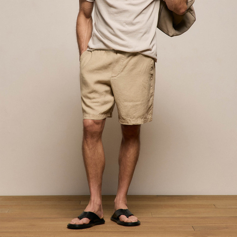 Lightweight Linen Relaxed Short in Light Khaki Pigment | James Perse Los Angeles