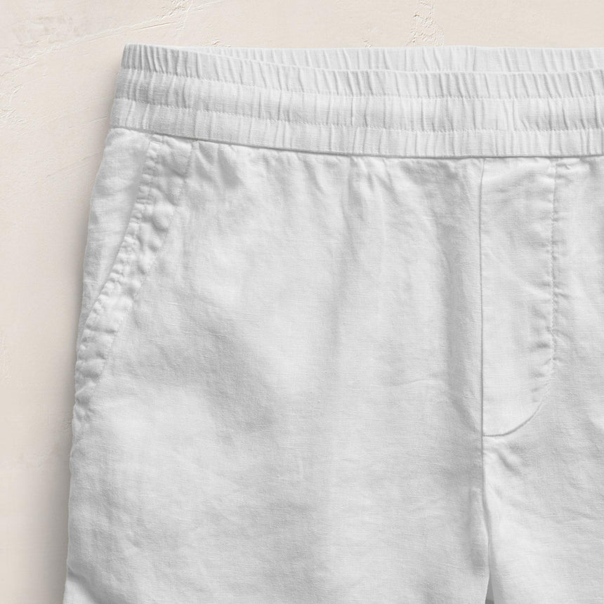 Lightweight Linen Relaxed Short in White | James Perse Los Angeles