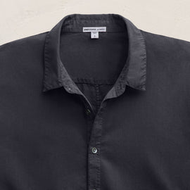 Standard Shirt in Blue Noir Pigment | James Perse Los Angeles