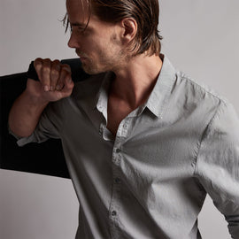 Standard Shirt in Breeze Pigment | James Perse Los Angeles