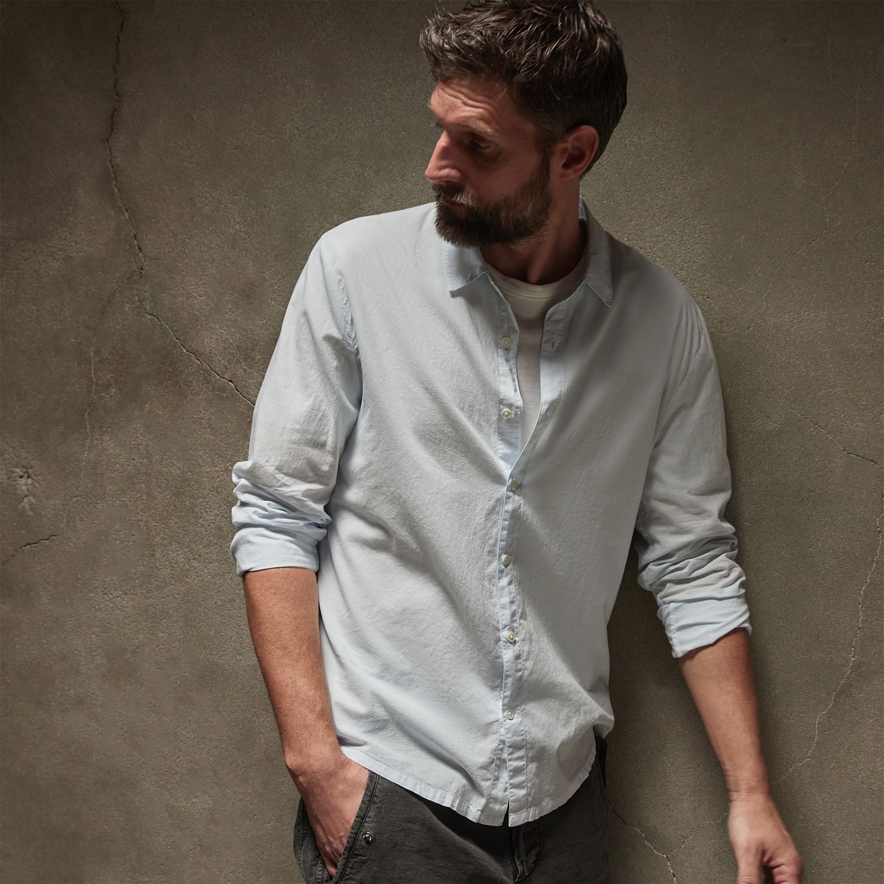 Standard Shirt in Ice Blue Pigment | James Perse Los Angeles