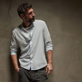 Standard Shirt in Ice Blue Pigment | James Perse Los Angeles