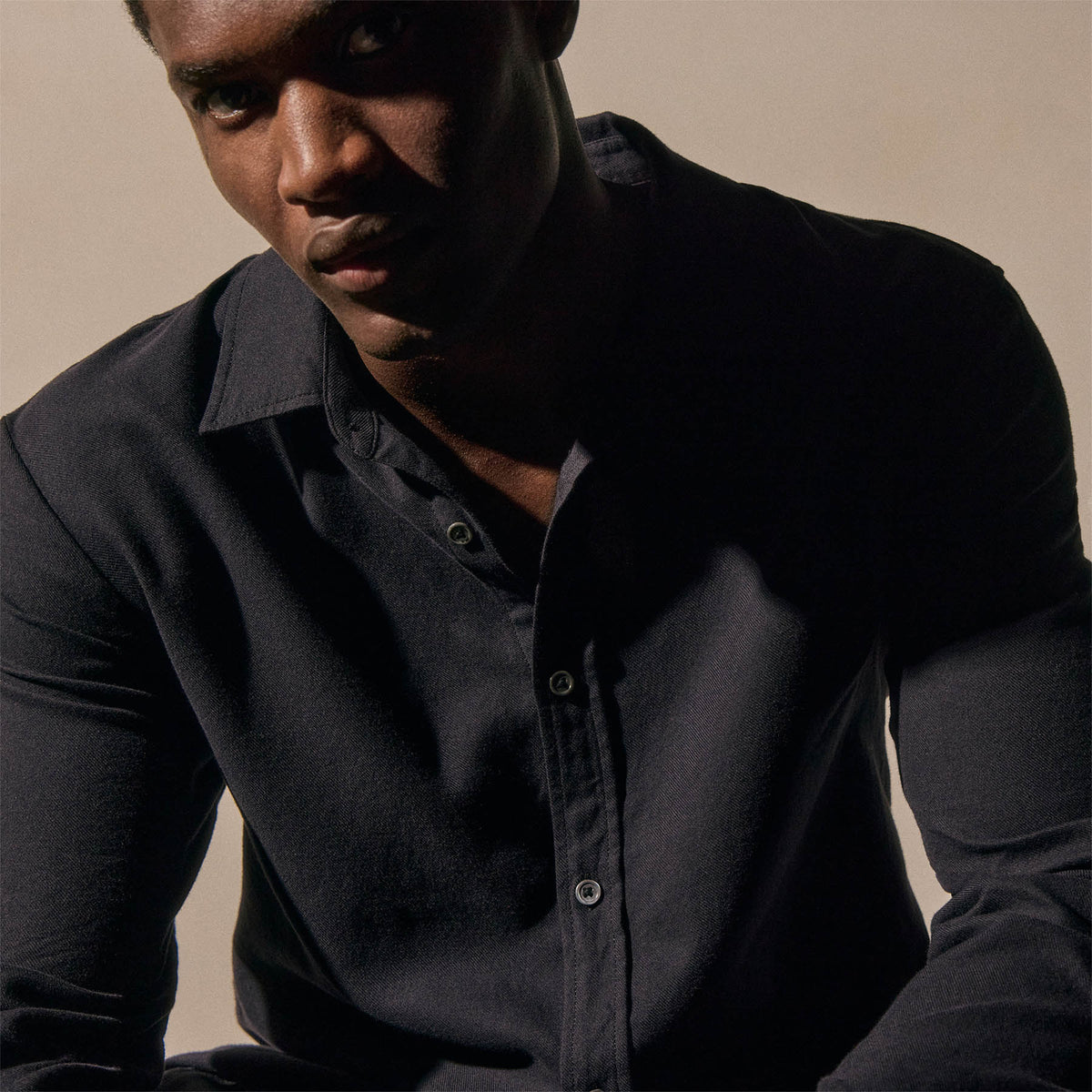 Cotton Flannel Shirting in Blue Black | James Perse Los Angeles