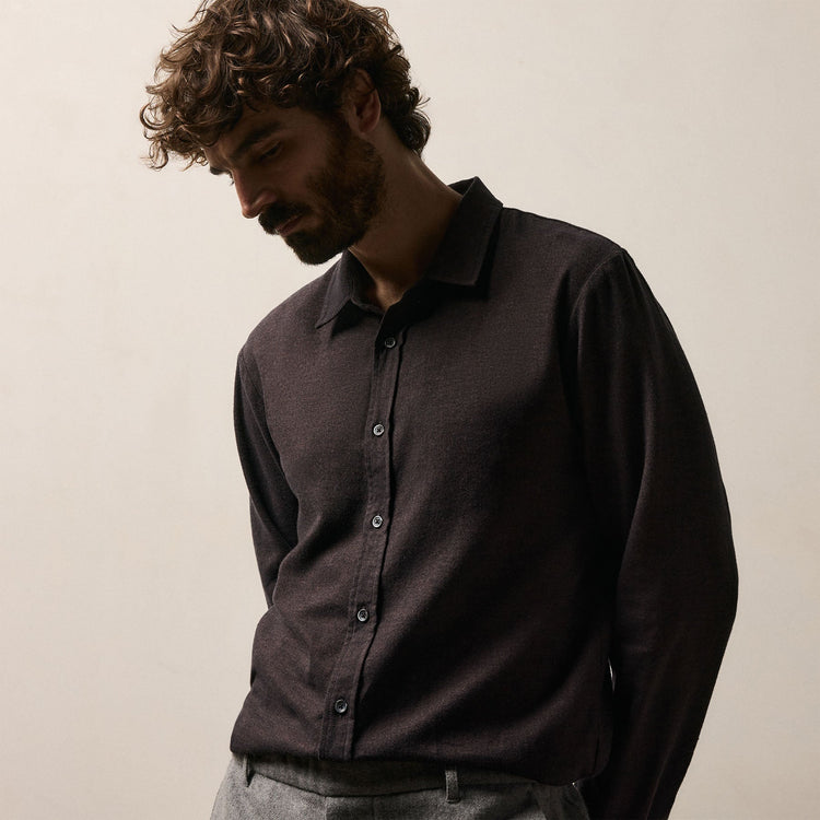 Refined Cotton Flannel Shirt in Cocoa | James Perse Los Angeles