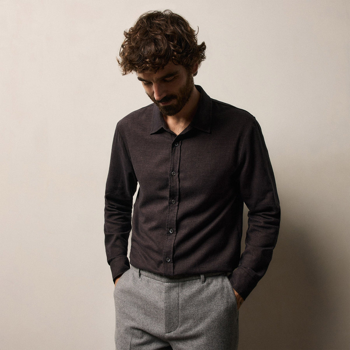 Refined Cotton Flannel Shirt in Cocoa | James Perse Los Angeles