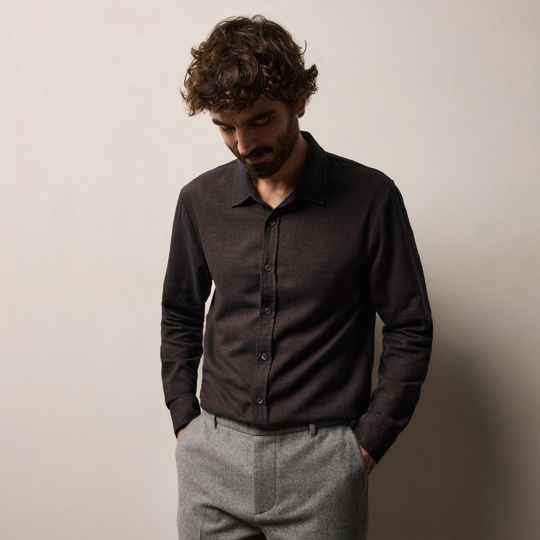 Refined Cotton Flannel Shirt in Cocoa | James Perse Los Angeles