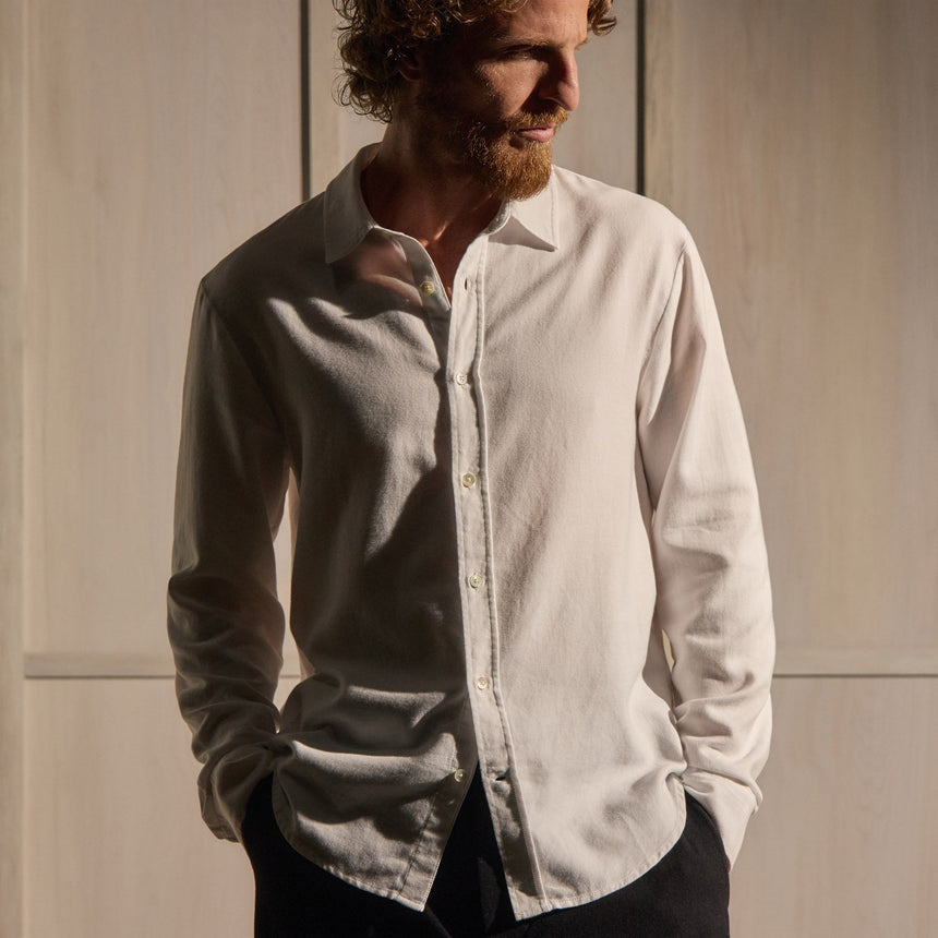 Refined Cotton Flannel Shirt in White | James Perse Los Angeles