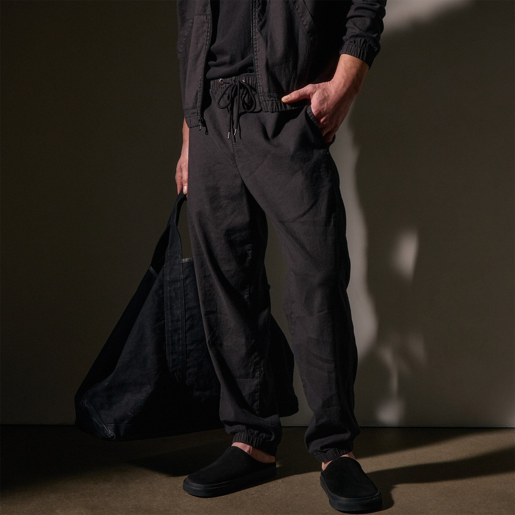 Linen Blend Jogger - Black | James Perse Los Angeles