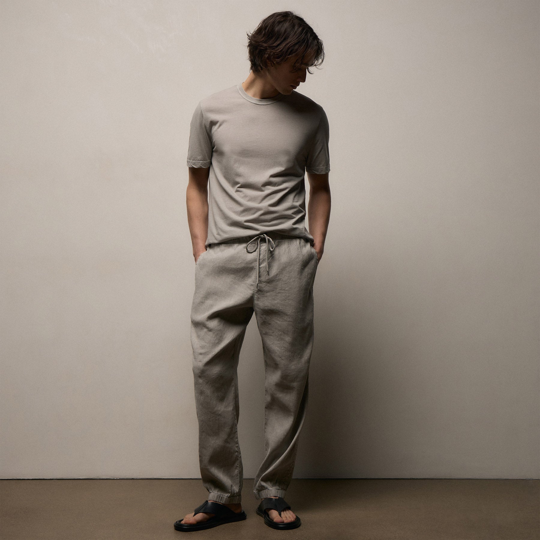 Stretch Linen Jogger in Fog Pigment | James Perse Los Angeles