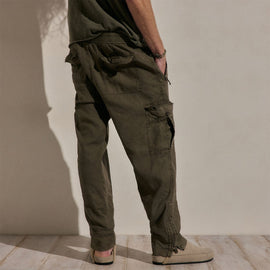 Parachute Linen Cotton Cargo in Army Green Pigment | James Perse Los Angeles