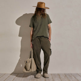 Parachute Linen Cotton Cargo in Army Green Pigment | James Perse Los Angeles