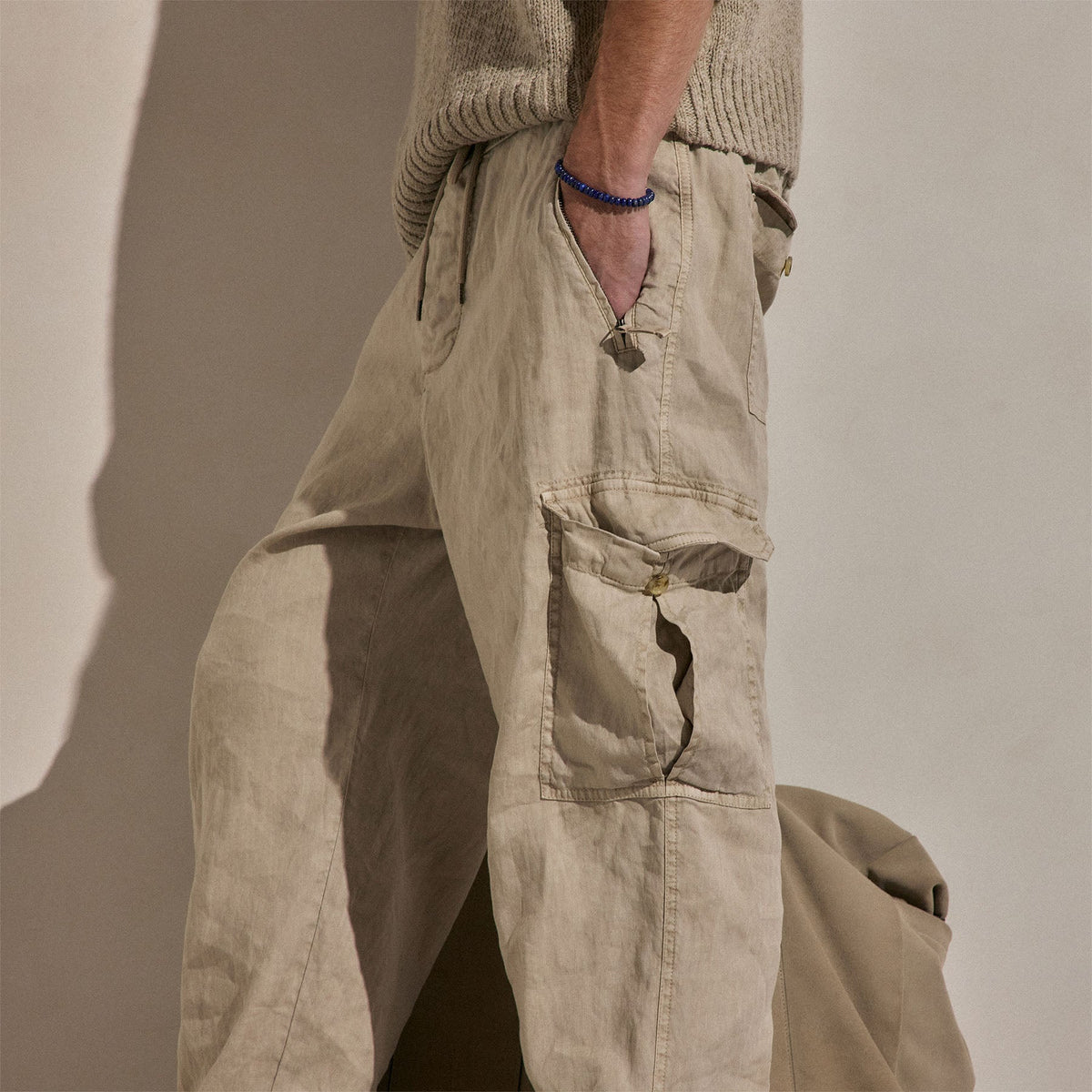 Parachute Linen Cotton Cargo in Flax Pigment | James Perse Los Angeles