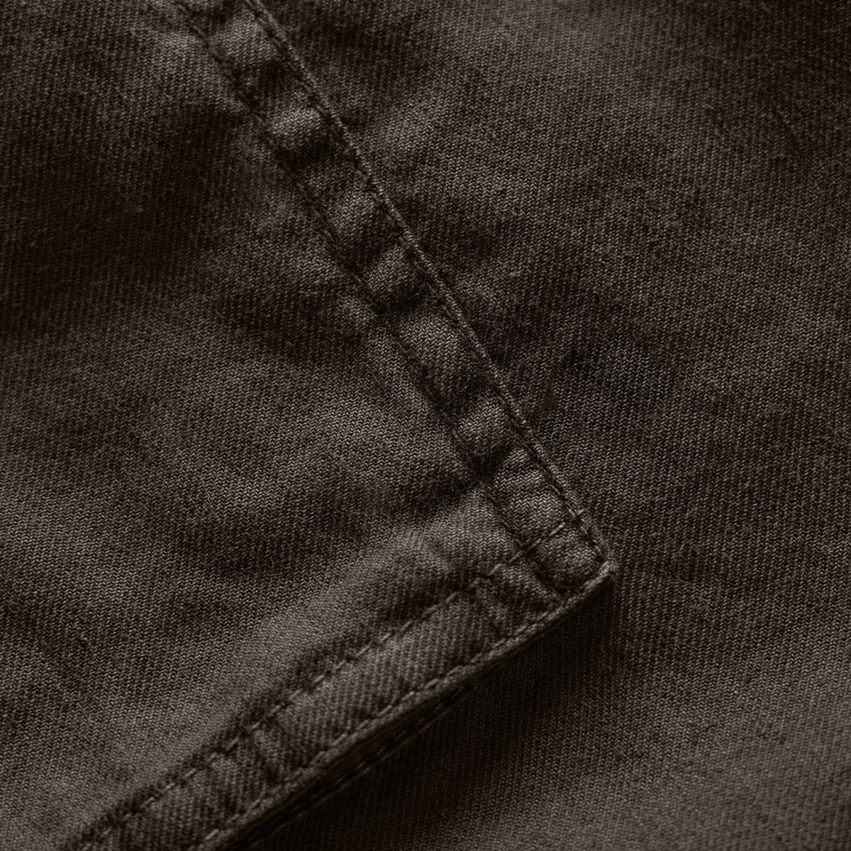Stretch Linen Cargo Pant in Dark Olive Pigment | James Perse Los Angeles