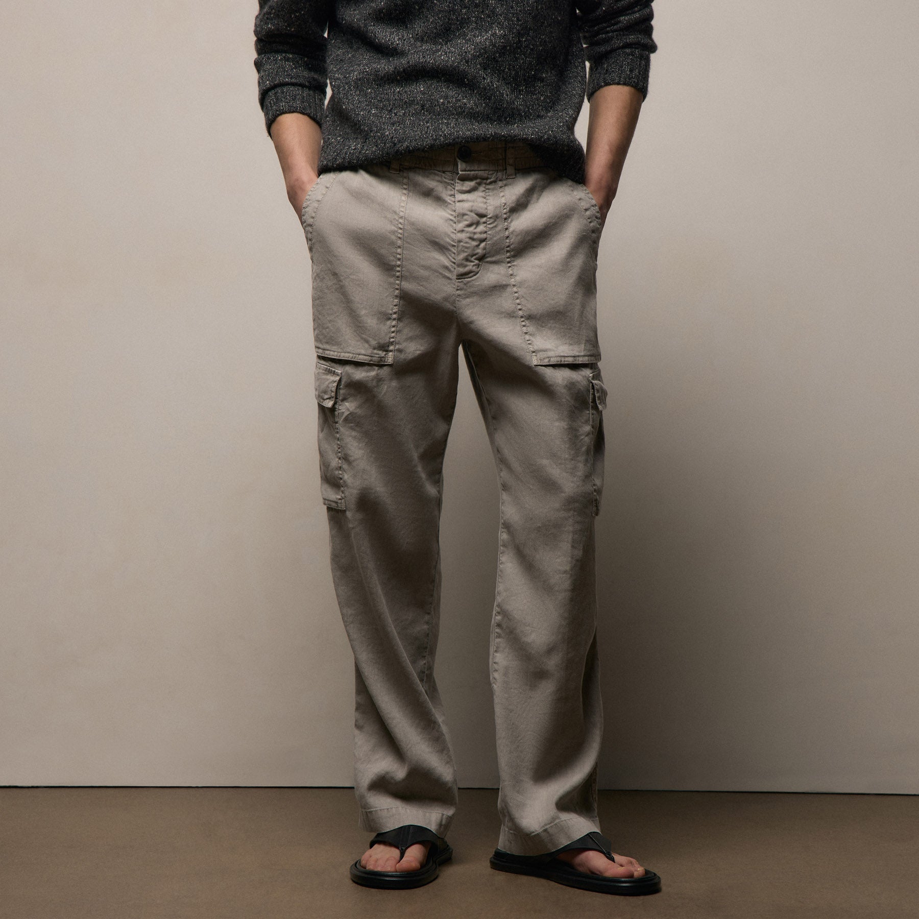 Stretch Linen Cargo Pant in Fog Pigment | James Perse Los Angeles