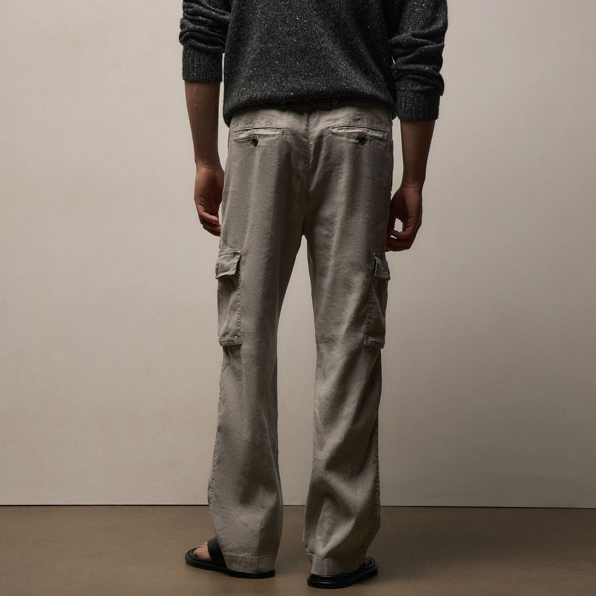 Stretch Linen Cargo Pant in Fog Pigment | James Perse Los Angeles